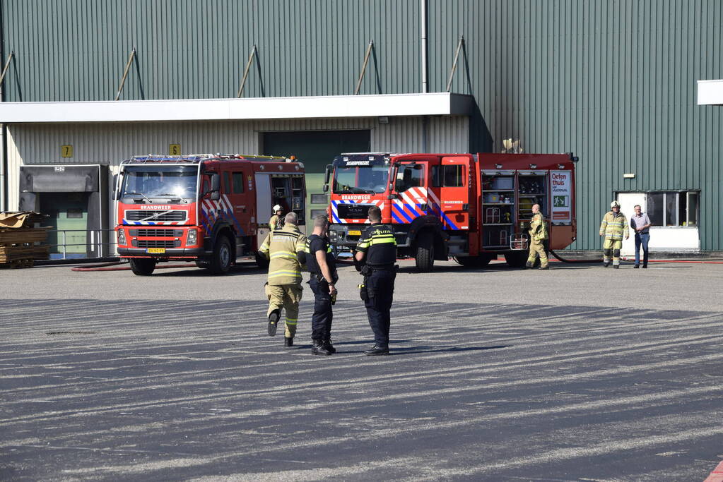 Grote brand in bedrijfsloods