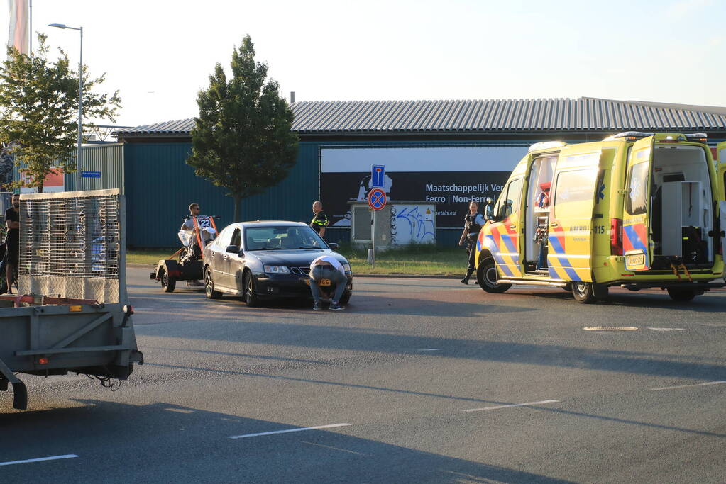 Scooterrijder gewond bij botsing met auto