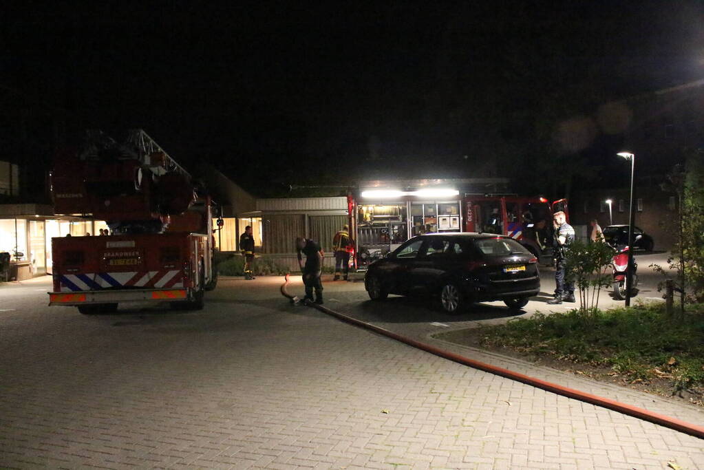 Groot alarm vanwege brand op balkon zorgcentrum