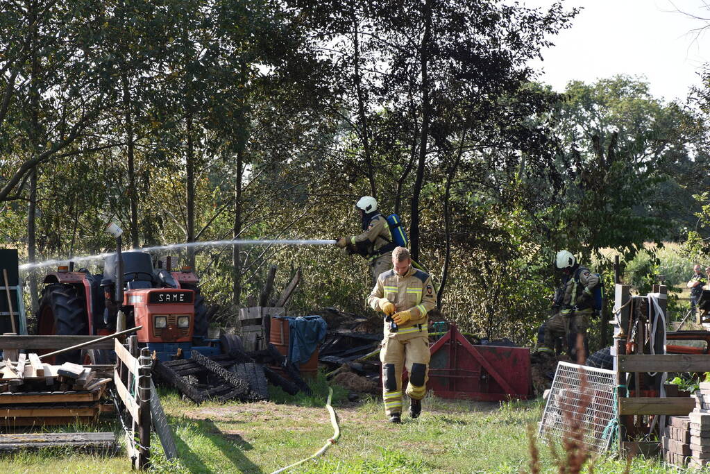 Hevige brand op akker