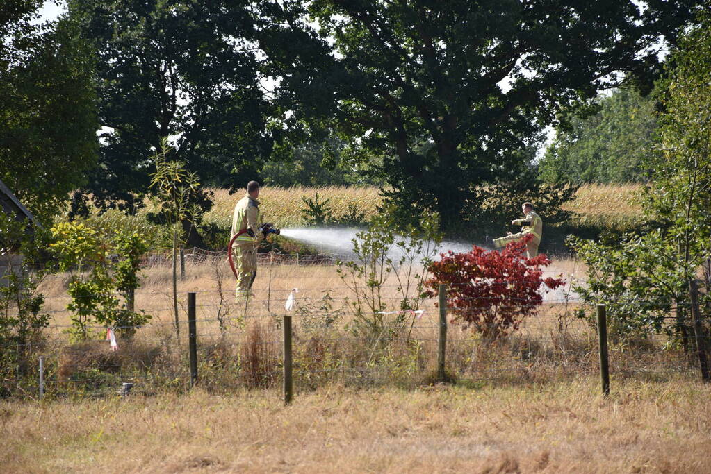 Hevige brand op akker
