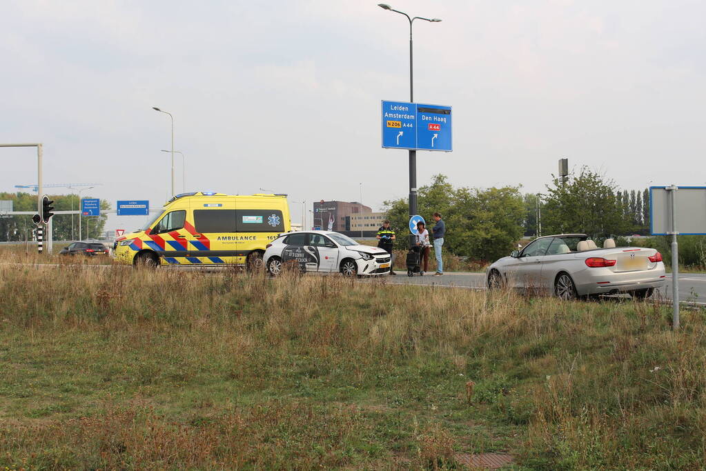 Schade bij ongeval tussen twee voertuigen