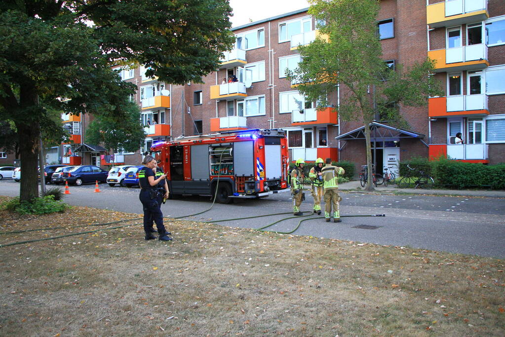 Brandweer verricht onderzoek naar brandmelding