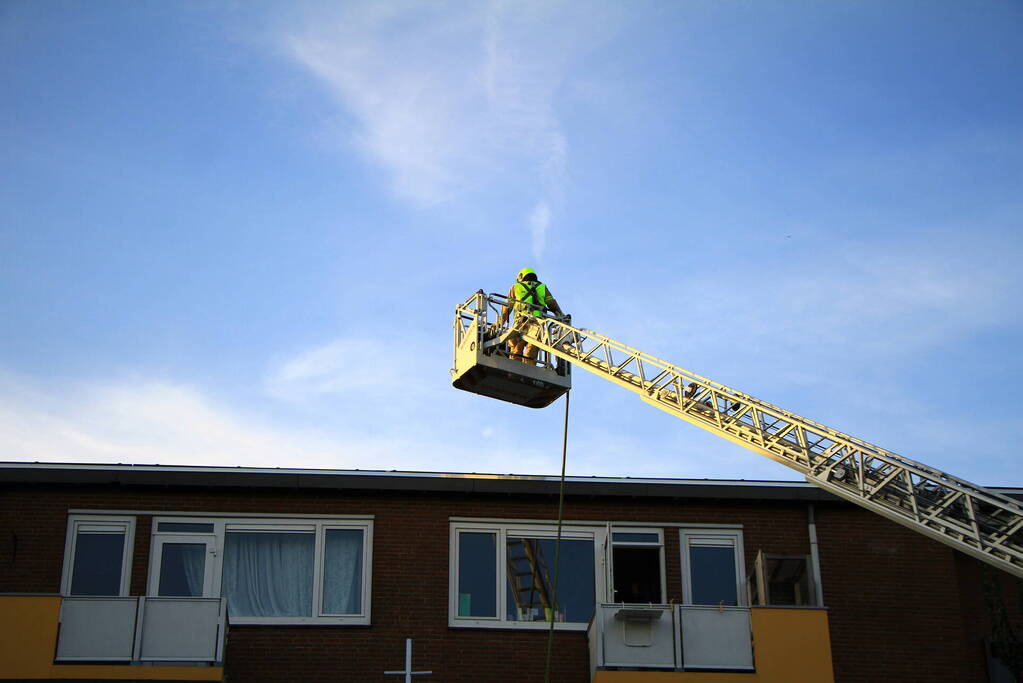 Brandweer verricht onderzoek naar brandmelding