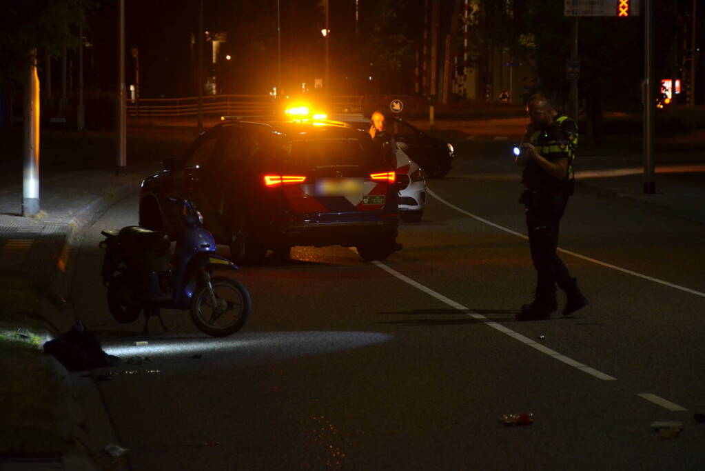 Persoon gewond bij aanrijding tussen twee scooters