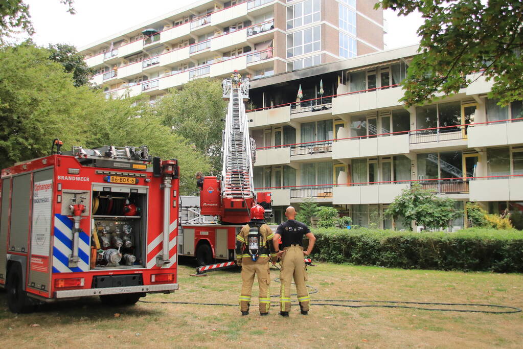 Twee gewonden bij uitslaande woningbrand