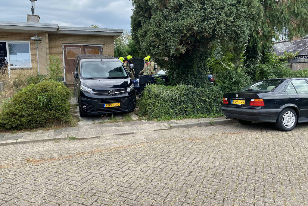 Brandweer ingezet bij brandgerucht rondom woning