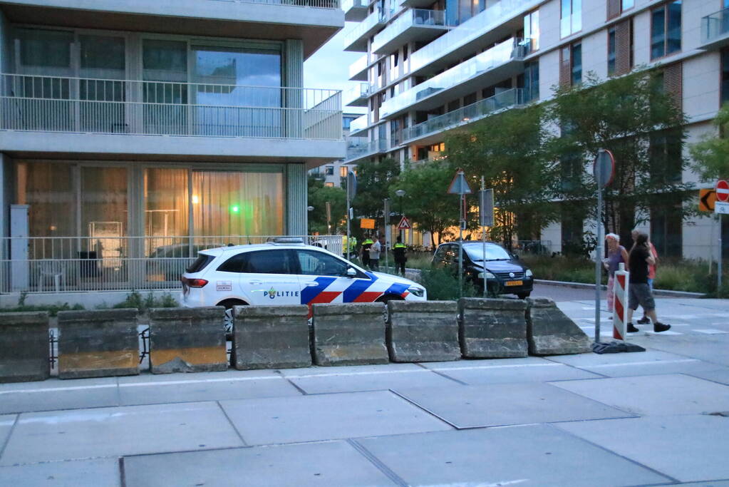 Arrestatieteam ingezet in flatgebouw