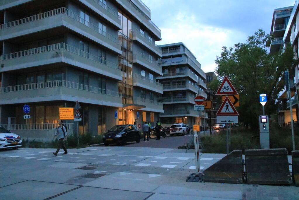 Arrestatieteam ingezet in flatgebouw