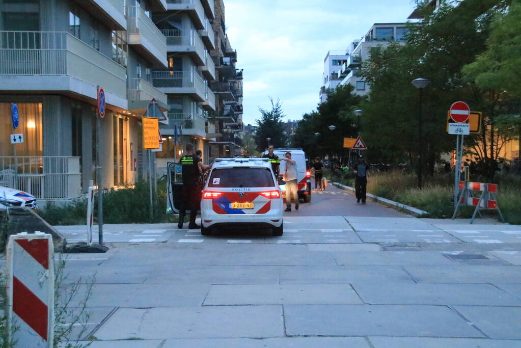 Arrestatieteam ingezet in flatgebouw