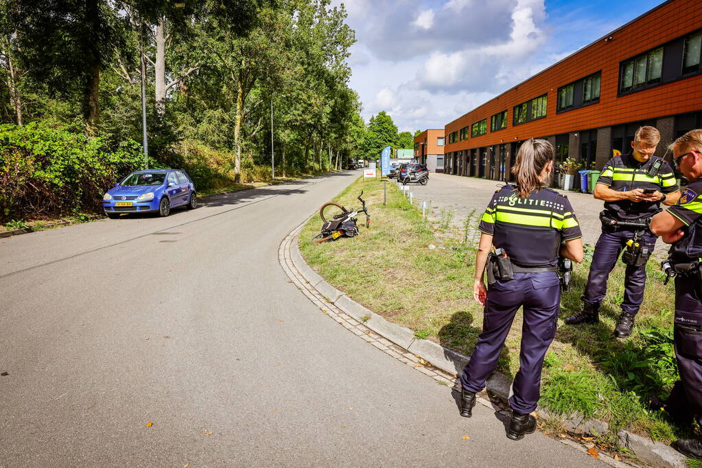 Vrouw op speed pedelec gewond bij botsing