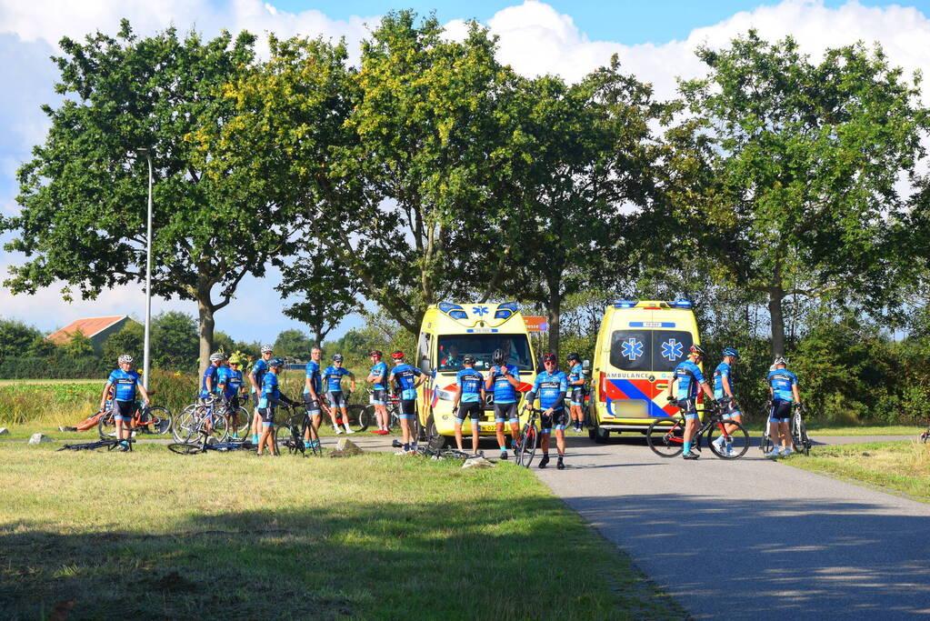 Traumahelikopter ingezet voor gevallen wielrenner
