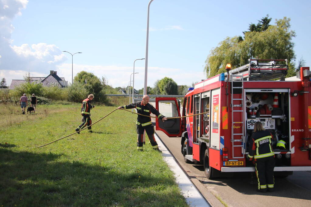 Bermbrand snel onder controle