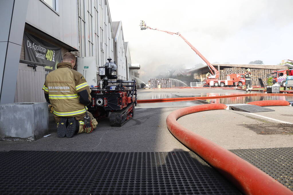 Zeer grote brand in bollenloods