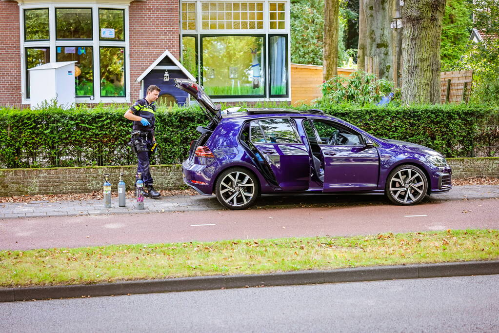 Bestuurder van auto geladen met lachgas ziet fietser over het hoofd
