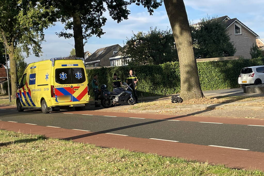 Motorrijder gecontroleerd na harde val
