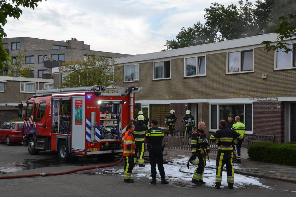 Kat gewond bij woningbrand