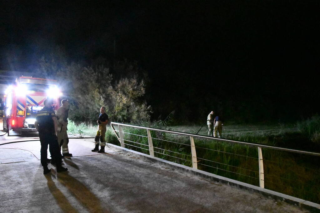 Bermbrand snel onder controle