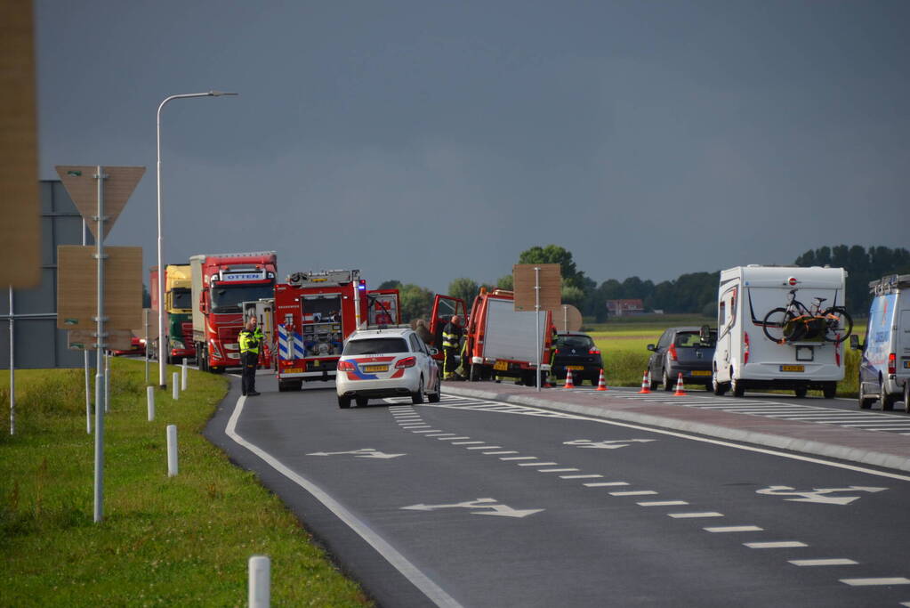 Brand is bestelbus zorg voor flinke file