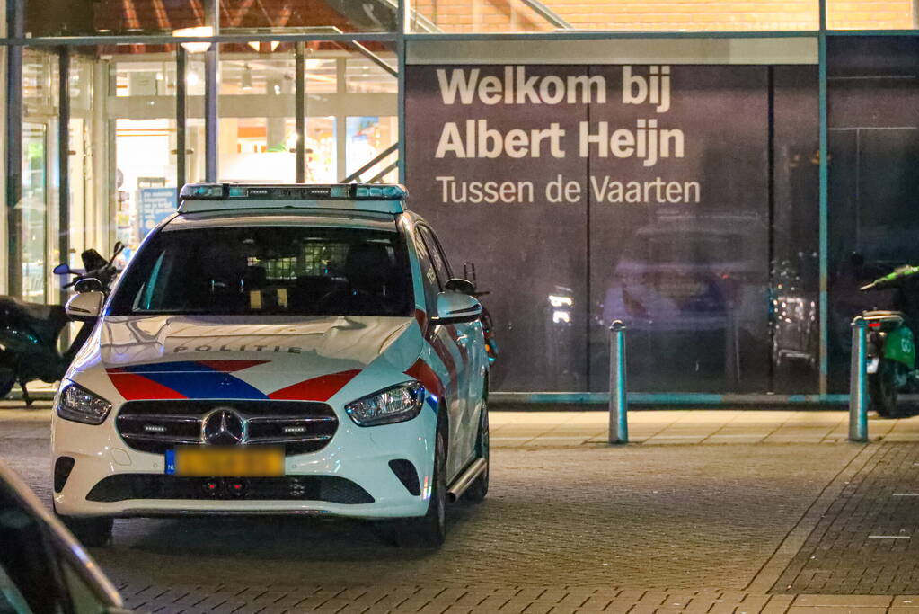 Twee jonge overvallers gezocht na overval Albert Heijn