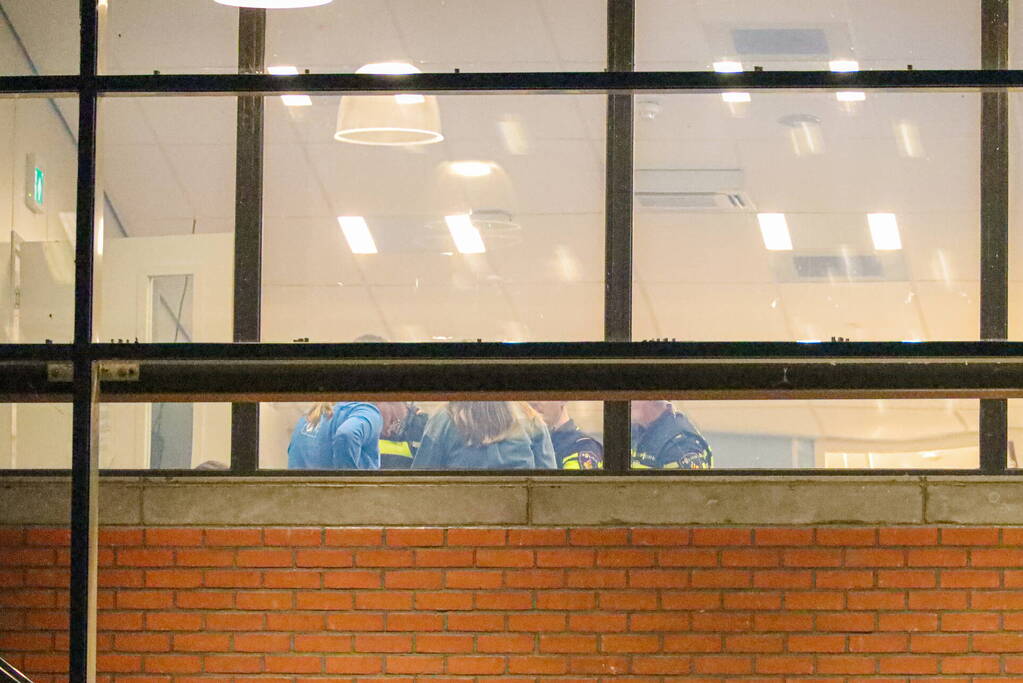 Twee jonge overvallers gezocht na overval Albert Heijn