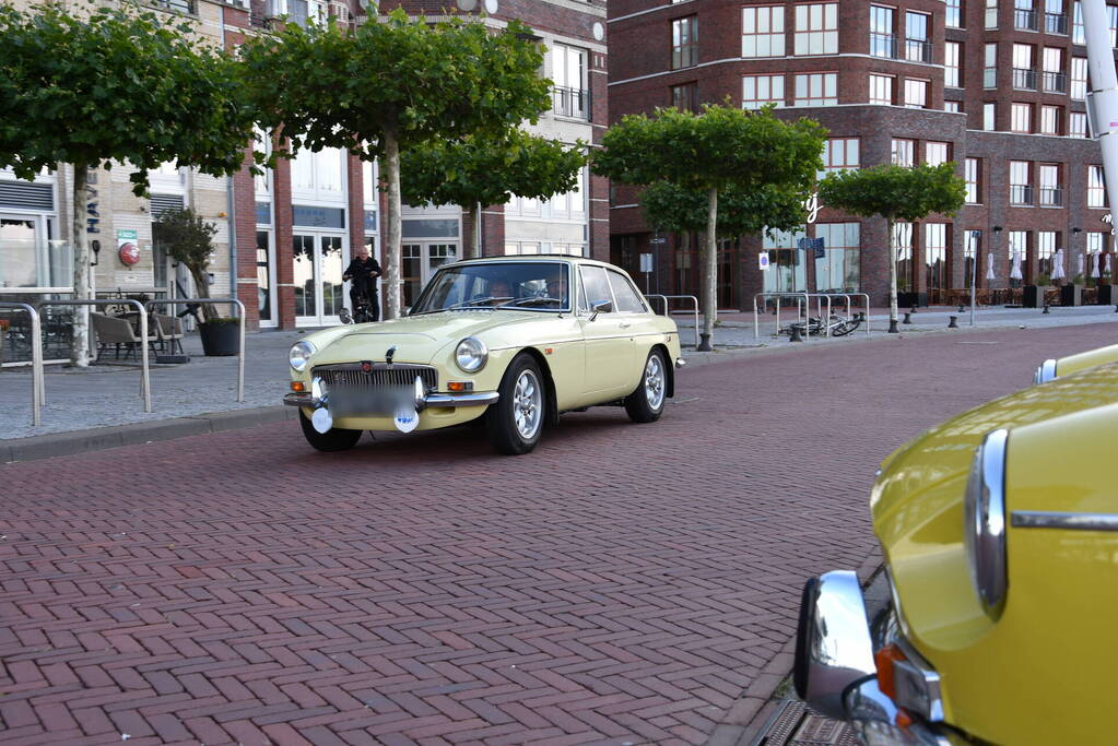 Prachtige MG's rijden 26ste Octagon Tour