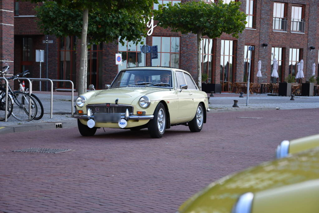 Prachtige MG's rijden 26ste Octagon Tour