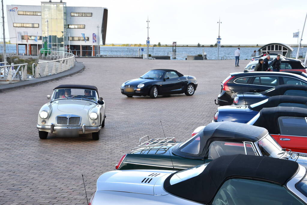 Prachtige MG's rijden 26ste Octagon Tour