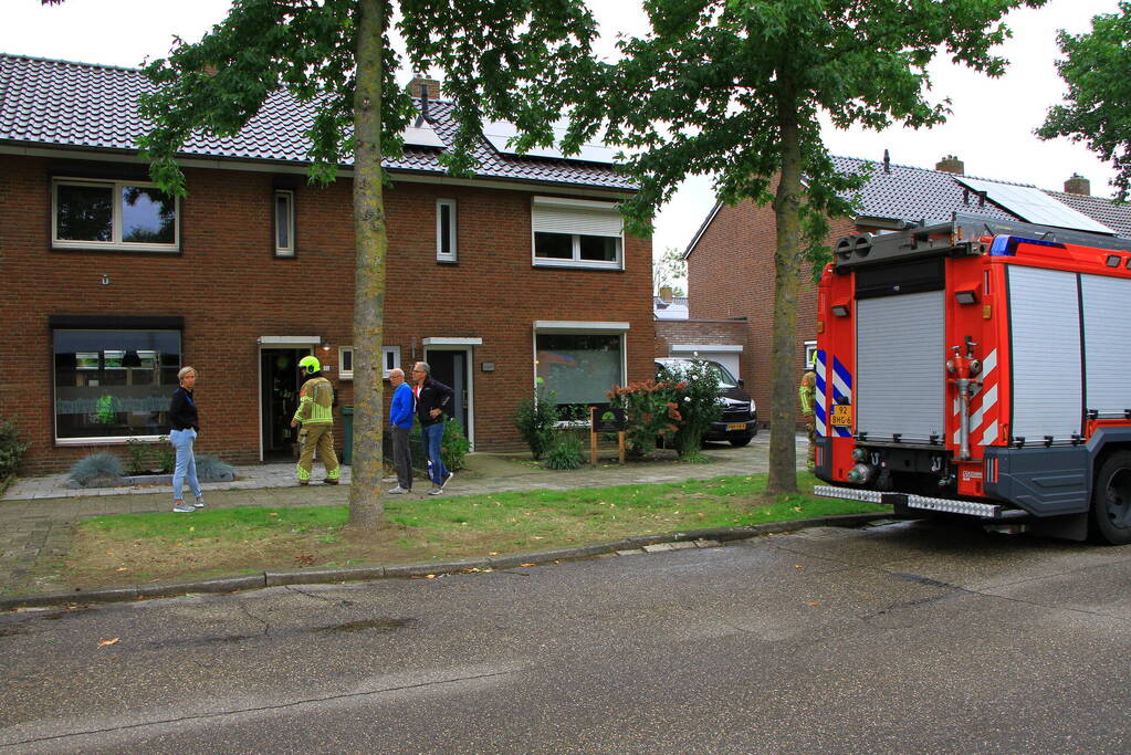 Bewoner boort door gasleiding