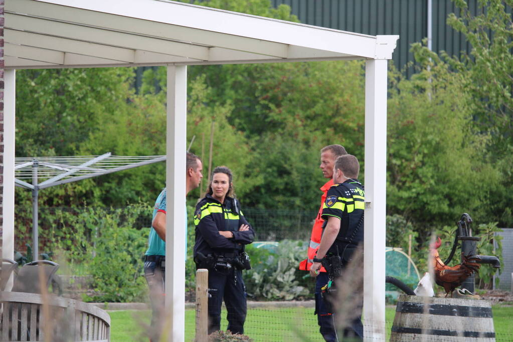 Traumateam assisteert bij incident in woning