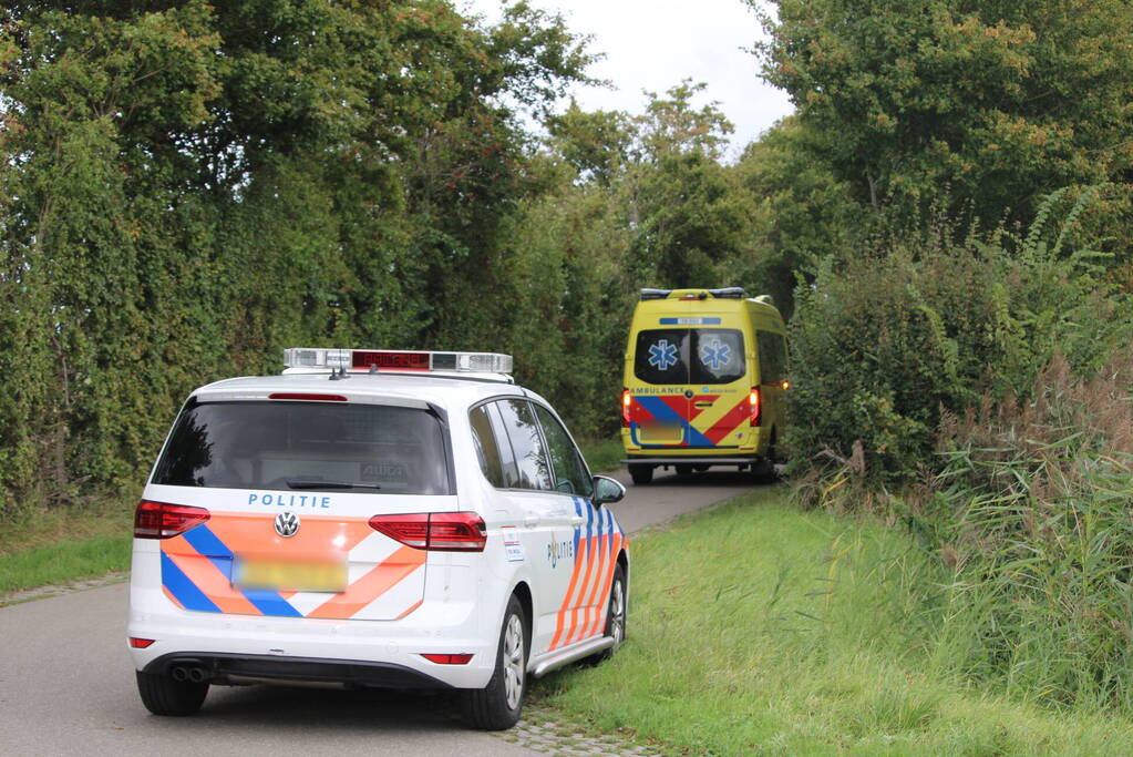 Traumateam assisteert bij incident in woning