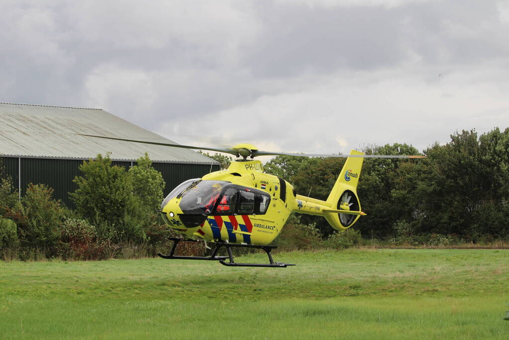 Traumateam assisteert bij incident in woning