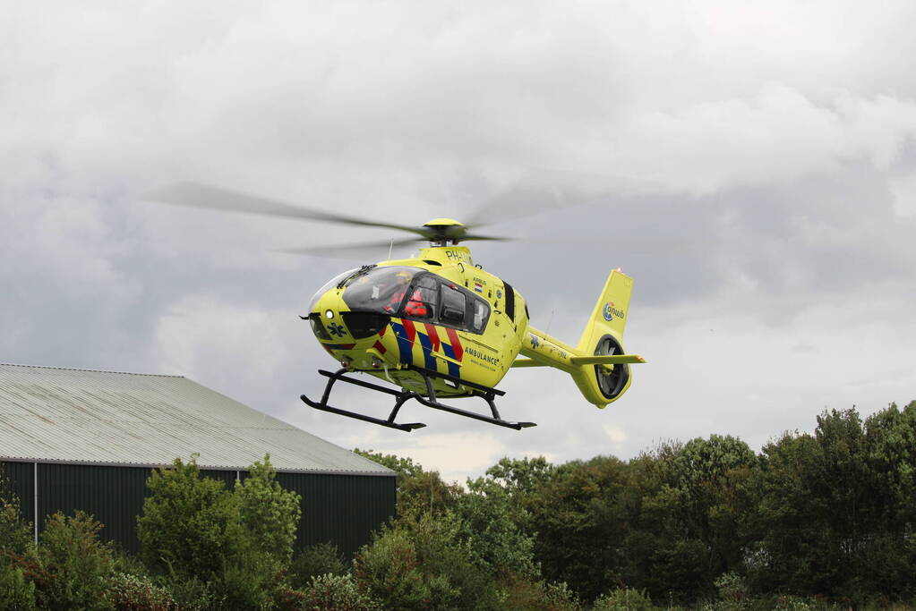 Traumateam assisteert bij incident in woning