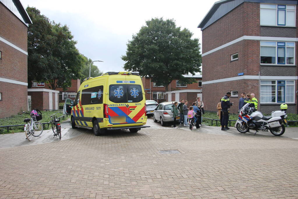 Jonge fietser raakt gewond bij botsing
