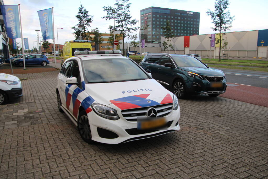 Jonge fietsster flink geschrokken na aanrijding