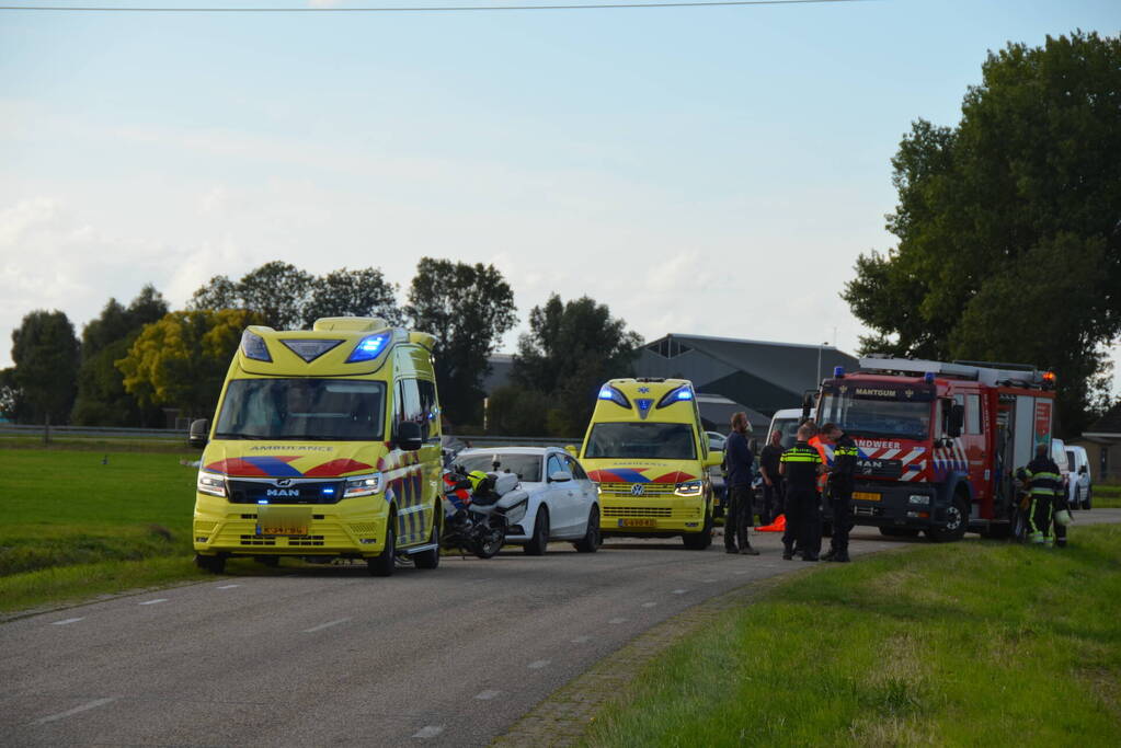 Auto belandt in sloot na ongeval