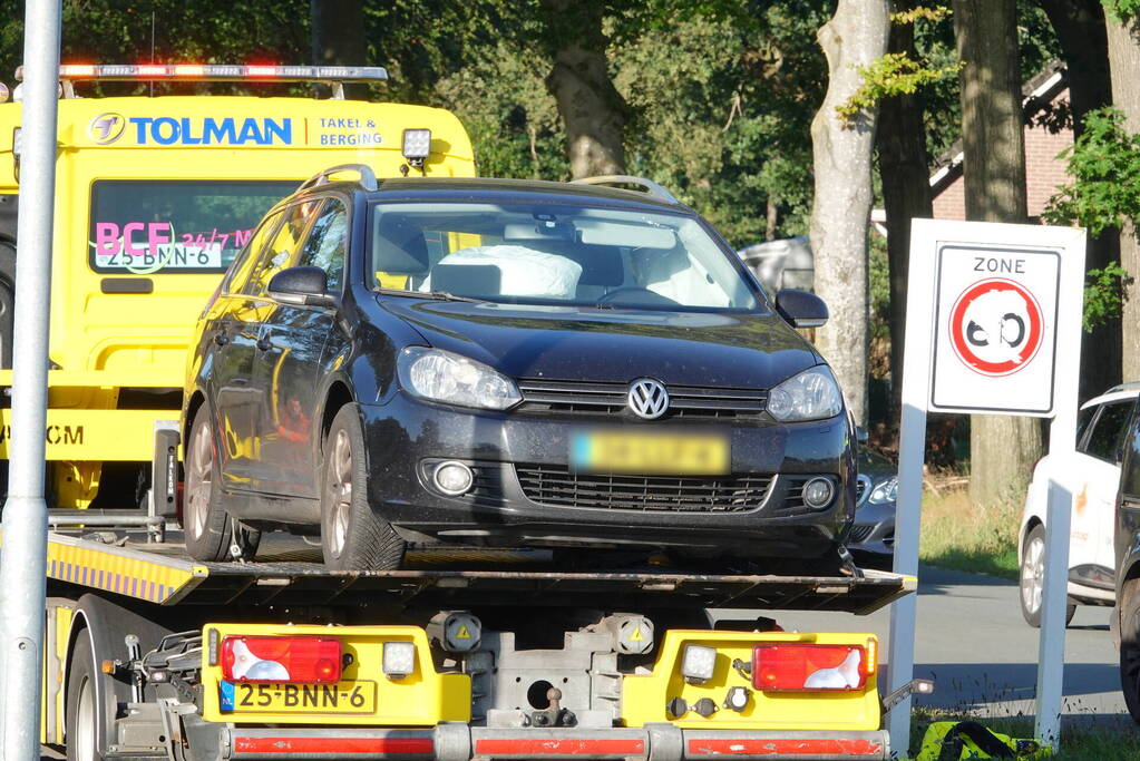 Flinke schade bij botsing op kruispunt