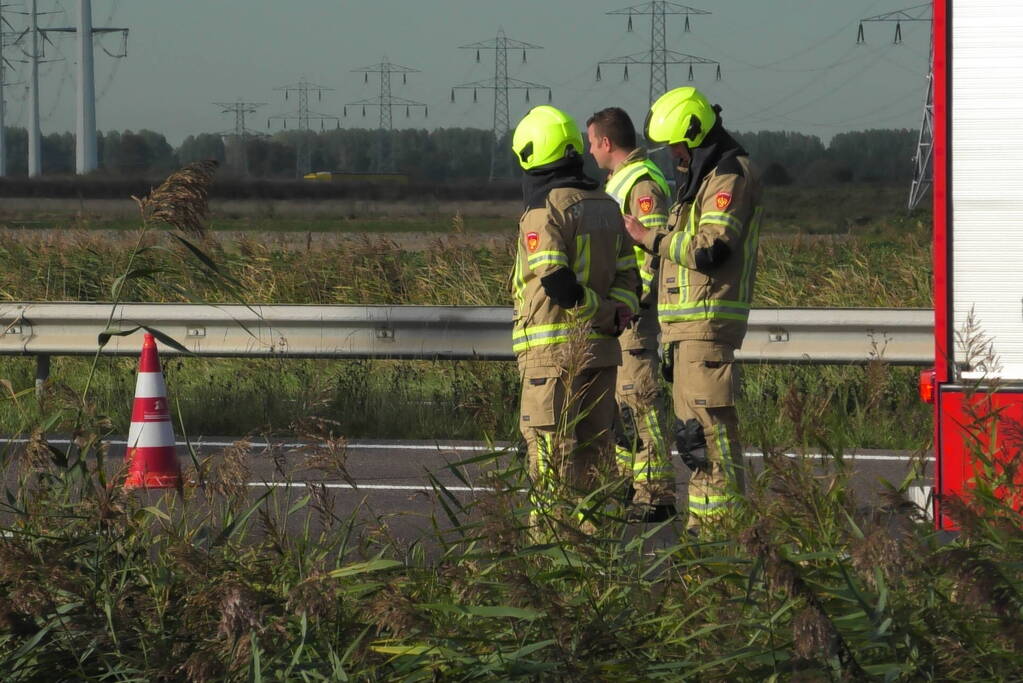 Auto total-loss vanwege brand in motorcompartiment