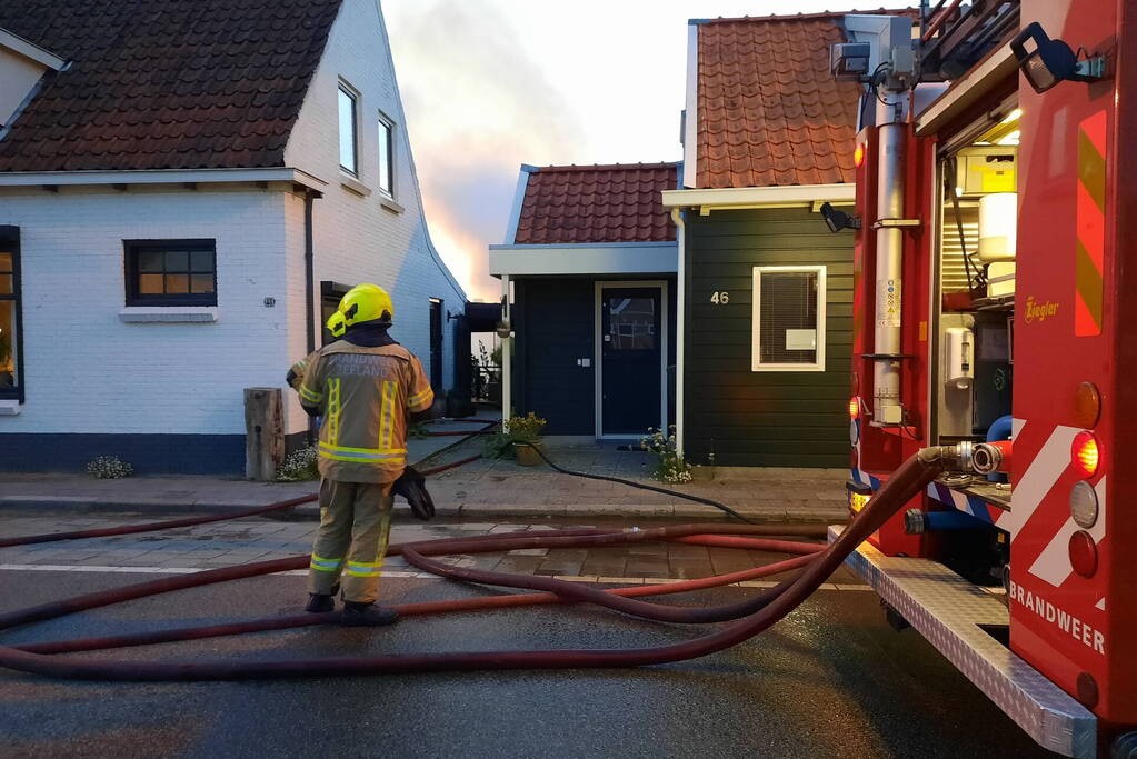 Flinke rookontwikkeling bij uitslaande schuurbrand