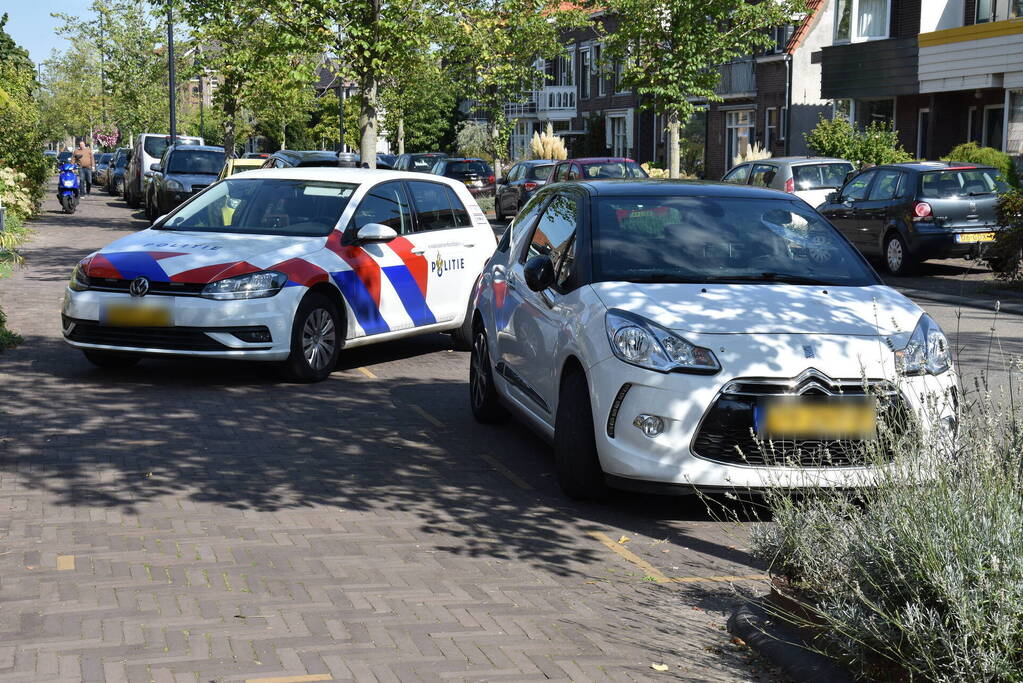 Inparkerende automobilist zorgt voor ongeval