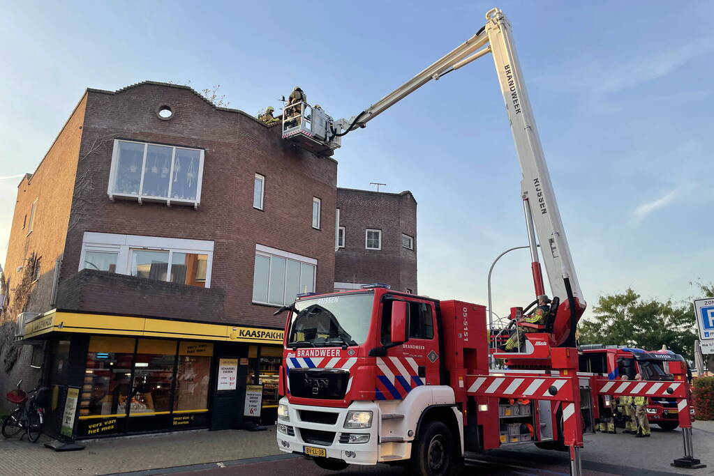 Schoorsteenbrand snel onder controle