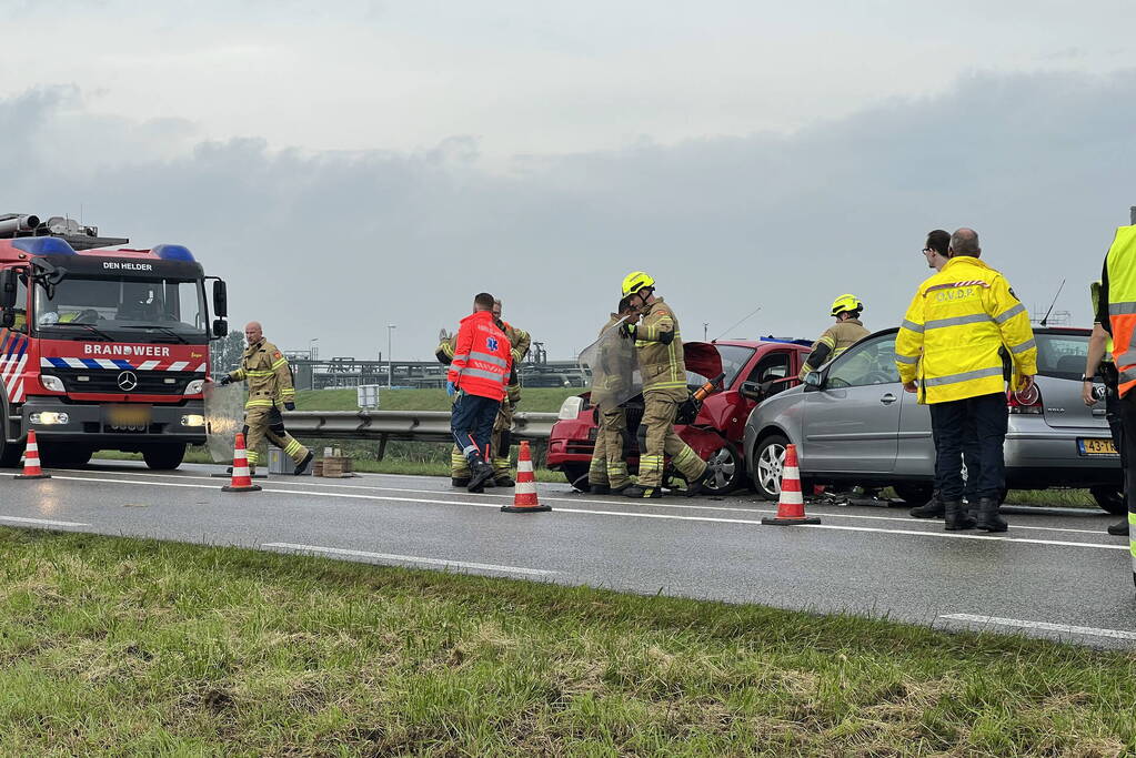Slachtoffer bekneld bij verkeersongeval