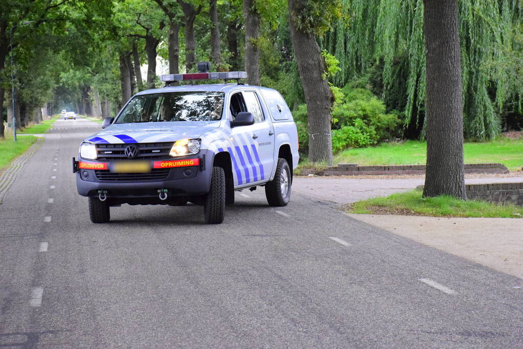 Vliegtuigbom gevonden in weiland