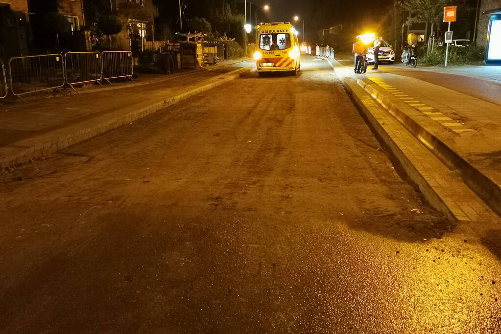 Scooterrijder onderuit bij wegwerkzaamheden