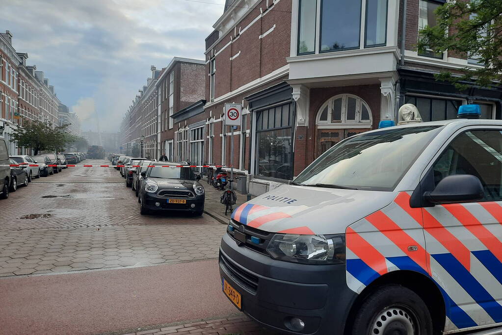 Veel rook wegens grote brand in dak
