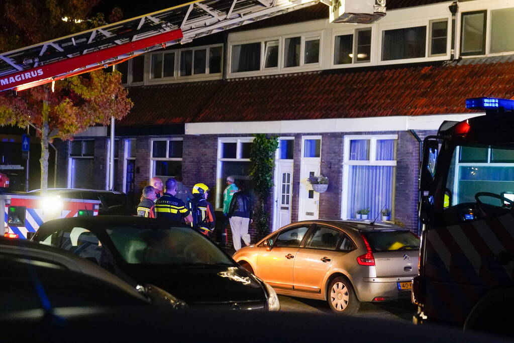 Veel rook bij woningbrand