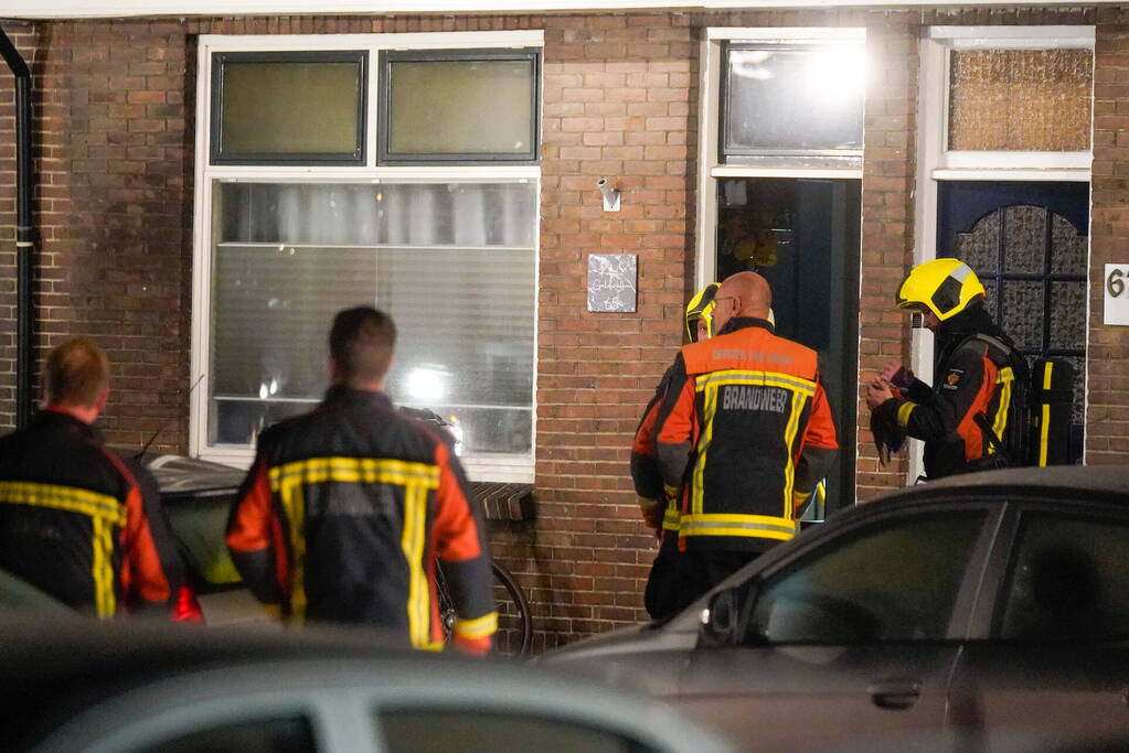 Veel rook bij woningbrand