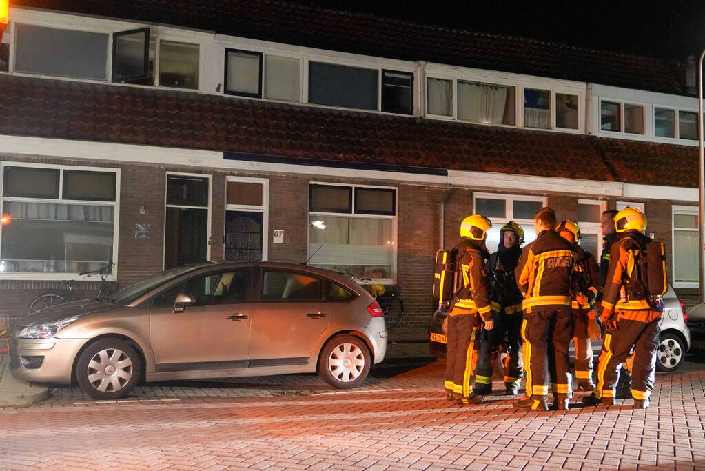 Veel rook bij woningbrand