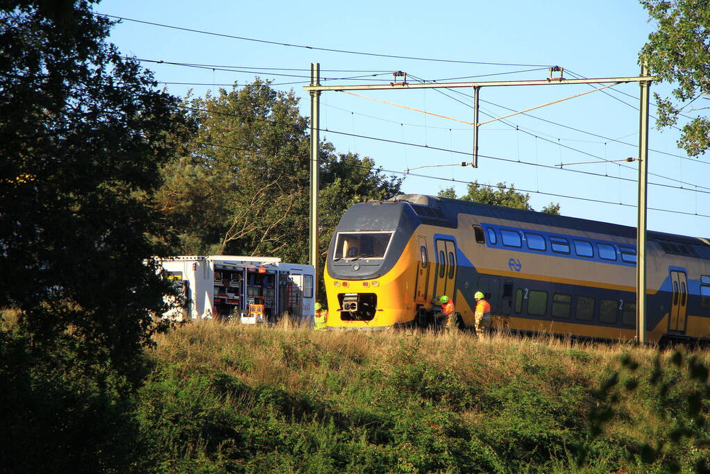 Hersporen gestart nadat trein met 250 passagiers ontspoort