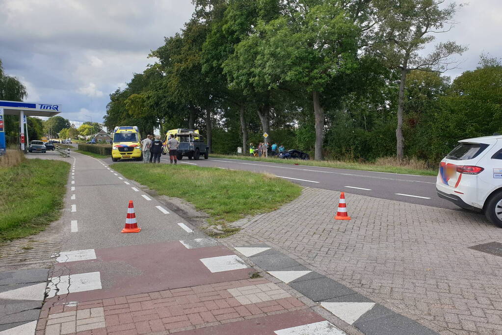 Schade en gewonden na aanrijding